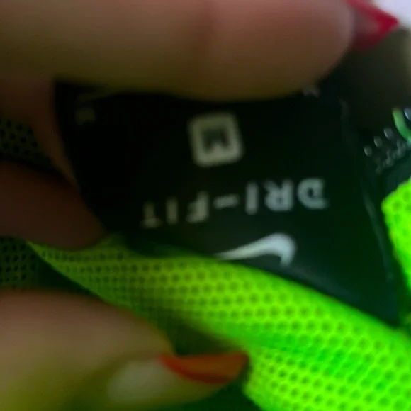 Nike Zip up jacket, size medium - Picture 3 of 3